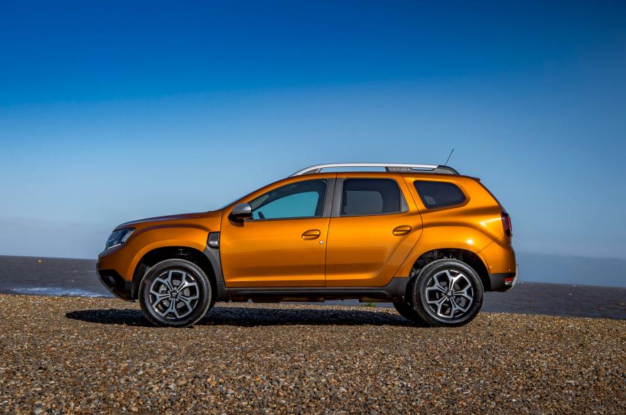  Dacia Duster Prestige 4WD 2018 года  (UK) (фото 30 из 40)